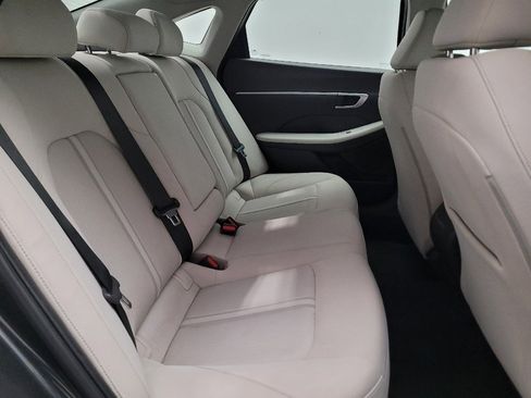 Used 2025 Hyundai Sonata SEL FWD image 19