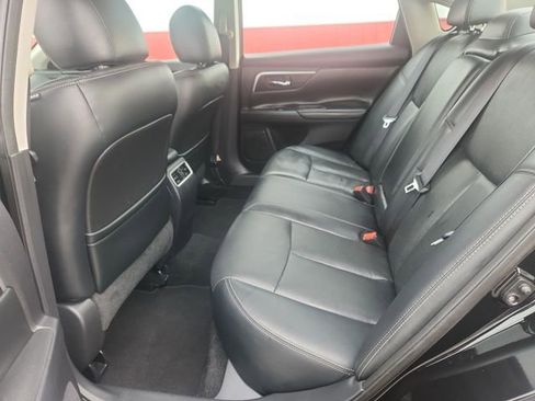 Used 2016 Nissan Altima 2.5 SL w/ 2.5 Technology Package image 28