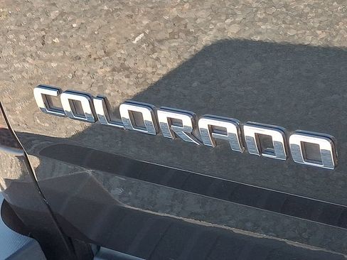 Used 2018 Chevrolet Colorado LT w/ Luxury Package, Chrome AWD/4WD image 28