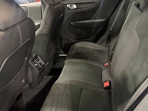 Certified 2023 Volvo XC40 Recharge Plus AWD/4WD image 6
