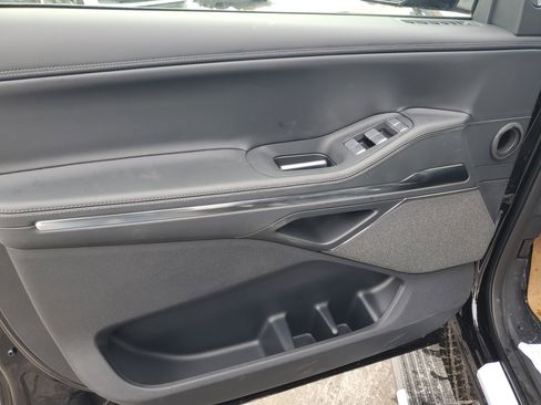 New 2025 Lincoln Navigator Reserve w/ Jet Appearance Package image 8