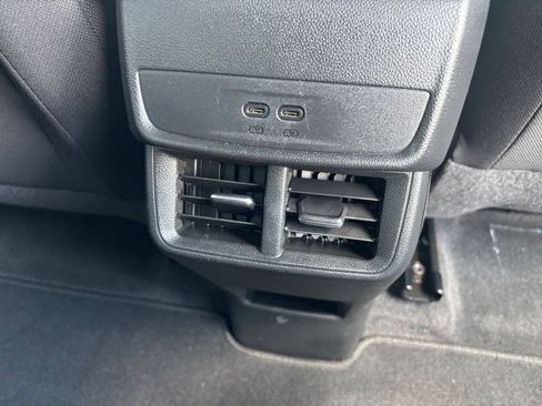 Used 2025 Chevrolet Equinox LT FWD image 23