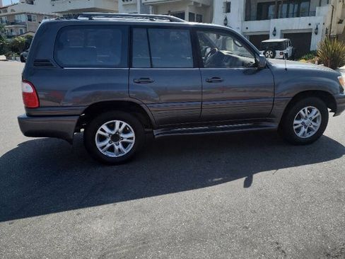 Used 2003 Lexus LX 470 4WD image 4