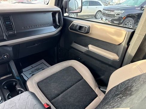 Certified 2021 Ford Bronco Wildtrak image 17