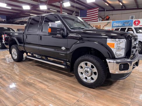 Used 2016 Ford F350 King Ranch w/ King Ranch w/Chrome Package image 3