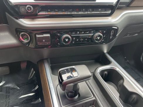 Used 2022 Chevrolet Silverado 1500 High Country image 33