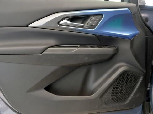 Used 2024 Chevrolet Equinox EV LT image 14