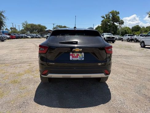 New 2026 Chevrolet Trax LT FWD image 10