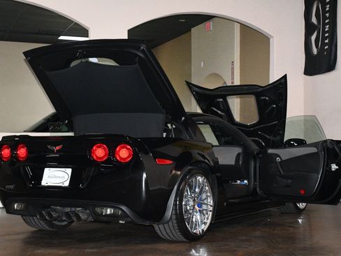 Used 2011 Chevrolet Corvette ZR1 w/ Preferred Equipment Group RWD image 91