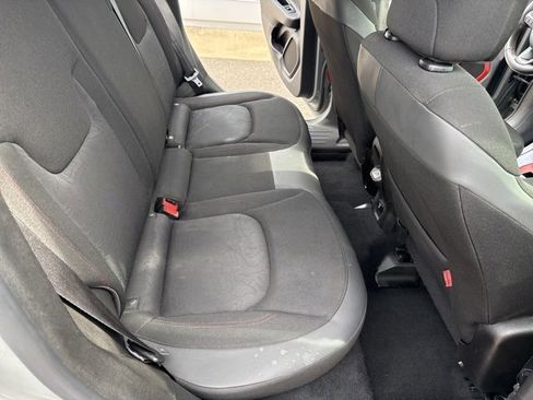 Used 2020 Jeep Renegade Trailhawk image 28