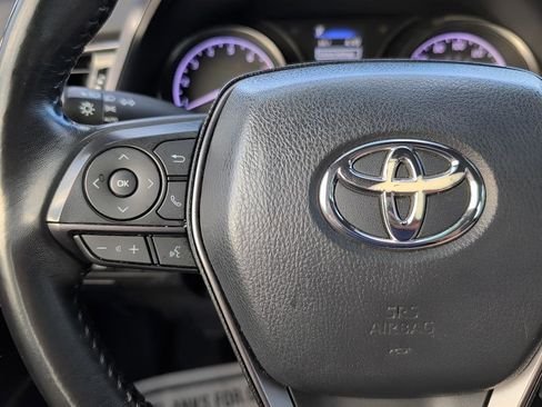 Used 2023 Toyota Camry SE image 13