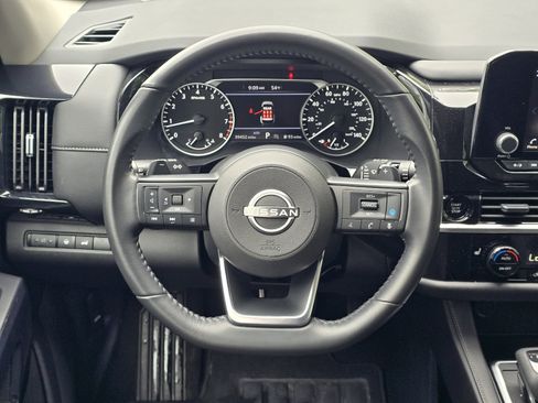 Certified 2025 Nissan Pathfinder SV AWD/4WD image 15