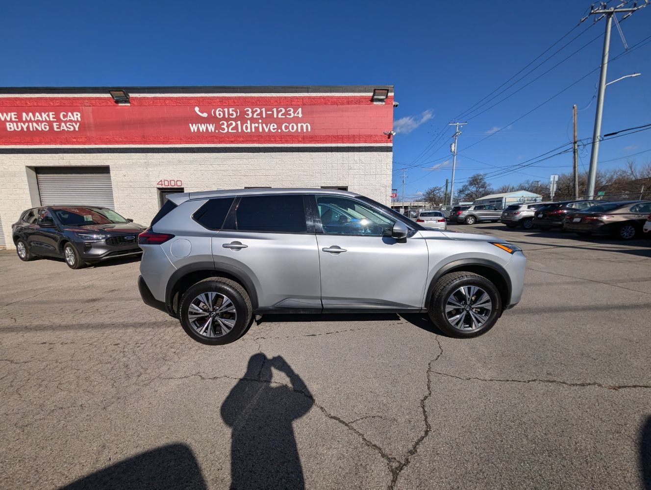 Used 2021 Nissan Rogue SV FWD image 5