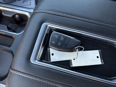 Used 2022 GMC Sierra 1500 SLT w/ SLT Premium Package image 29