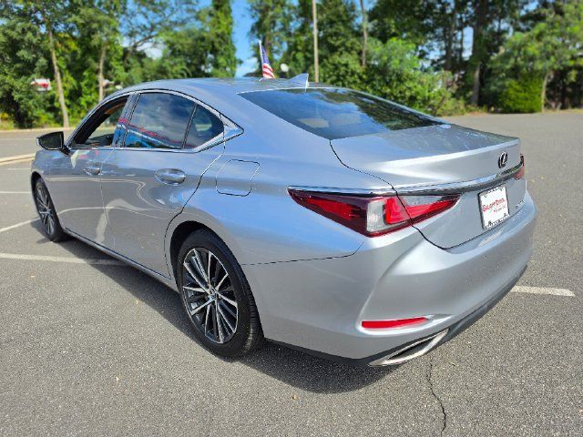 Used 2022 Lexus ES 350 w/ Premium Package FWD image 5
