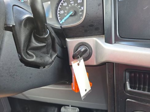 Used 2022 Ford F150 XL image 23