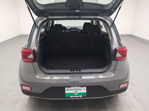 Used 2021 Hyundai Venue SE FWD image 29