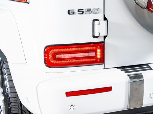 Used 2019 Mercedes-Benz G 550 image 24