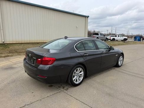 Used 2016 BMW 528i xDrive 528i xDrive w/ Premium Package image 3