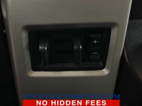 Used 2019 Ford F250 Lariat w/ Lariat Value Package image 31