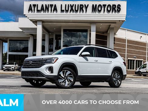 Used 2025 Volkswagen Atlas SE FWD image 3