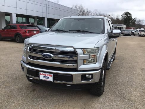 Used 2016 Ford F150 Lariat image 5