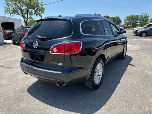 Used 2011 Buick Enclave CXL FWD image 5