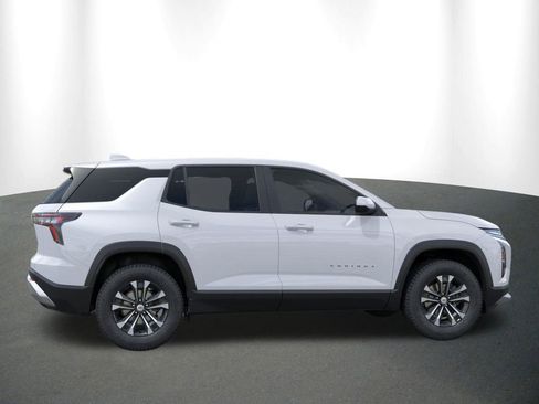 New 2026 Chevrolet Equinox LT w/ Convenience Package II image 6