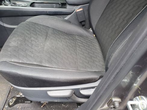 Used 2024 Nissan Kicks SV FWD image 13
