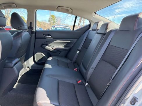 Used 2024 Nissan Altima 2.5 SR image 23