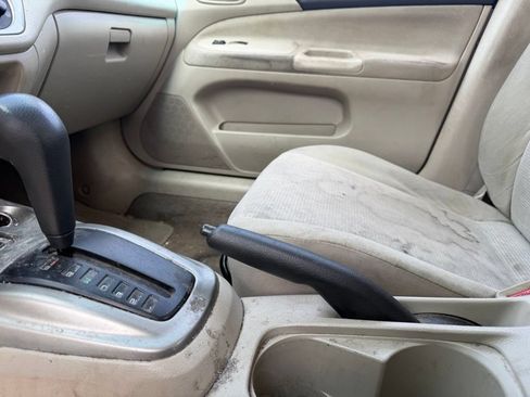 Used 2005 Mitsubishi Lancer ES FWD image 15
