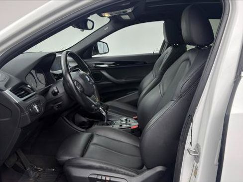 Used 2022 BMW X2 sDrive28i w/ Convenience Package FWD image 14
