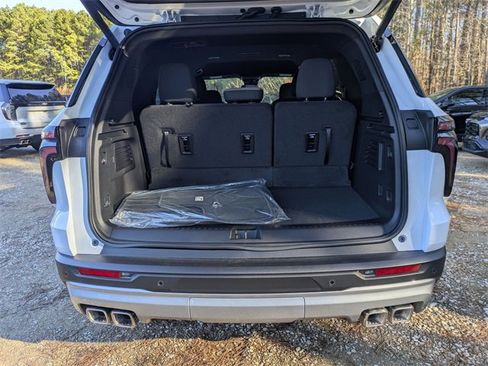 New 2026 Chevrolet Traverse LT image 28