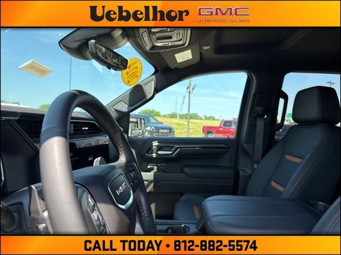 Used 2024 GMC Sierra 1500 AT4 w/ Technology Package image 22