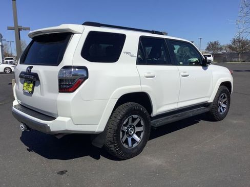 Used 2023 Toyota 4Runner TRD Off-Road Premium image 32