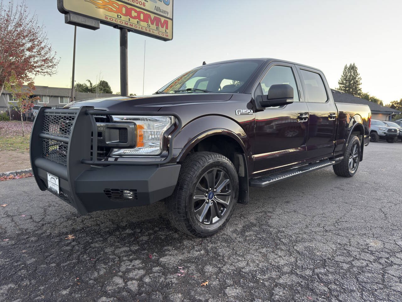Used 2018 Ford F150 XLT w/ Equipment Group 302A Luxury AWD/4WD image 1