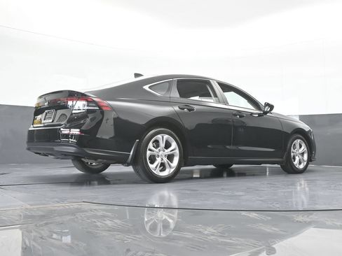 Used 2025 Honda Accord LX image 59