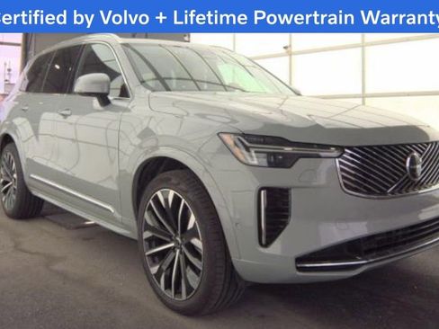 Certified 2025 Volvo XC90 B6 Plus image 2