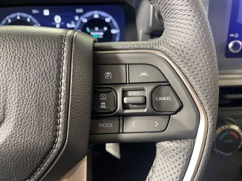 New 2025 Toyota Tacoma TRD Off-Road image 27