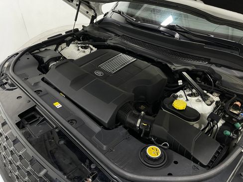 Used 2015 Land Rover Range Rover Supercharged image 25