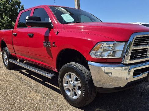 Used 2018 RAM 2500 Tradesman w/ Chrome Appearance Group AWD/4WD image 2