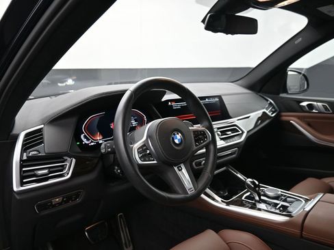 Certified 2023 BMW X5 xDrive40i w/ M Sport Package image 11