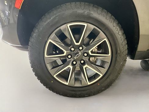 Used 2021 Chevrolet Tahoe Z71 AWD/4WD image 33