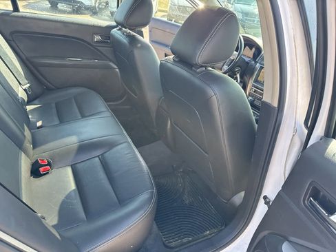 Used 2011 Ford Fusion SEL w/ 302A Rapid Spec Order Code image 23