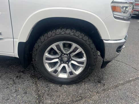 Used 2019 RAM 1500 Laramie Longhorn AWD/4WD image 34