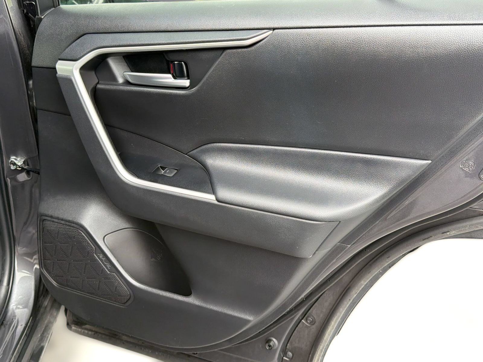 Certified 2023 Toyota RAV4 XLE w/ Convenience Package FWD image 32