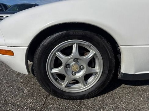 Used 1996 MAZDA MX-5 Miata RWD image 9