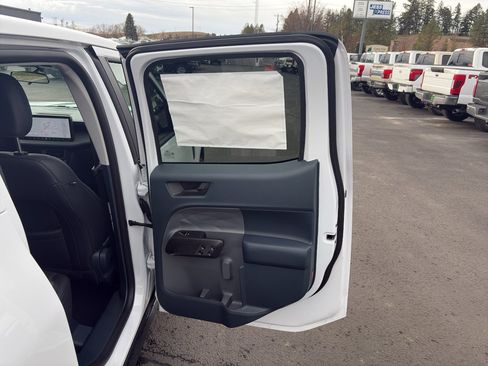 New 2026 Ford Maverick Lariat w/ Black Appearance Package image 12