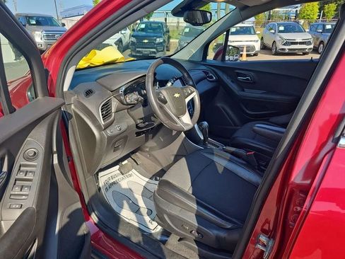 Used 2018 Chevrolet Trax LT w/ Driver Confidence Package image 10