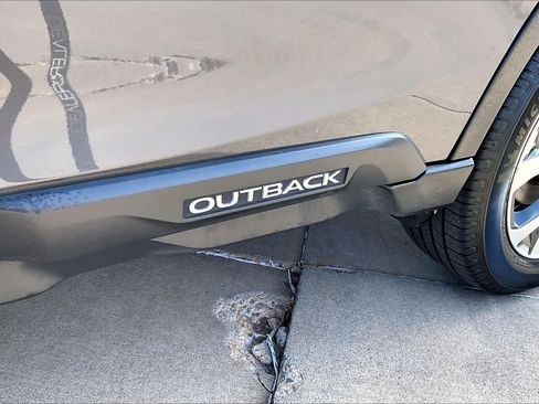 Used 2020 Subaru Outback Limited w/ Popular Package #2 AWD/4WD image 34